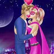 Super Barbies Love Kiss
